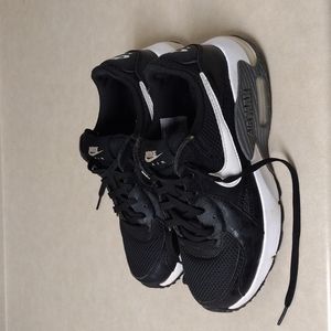 Nike Women Air Max Excee Shoes Size 6